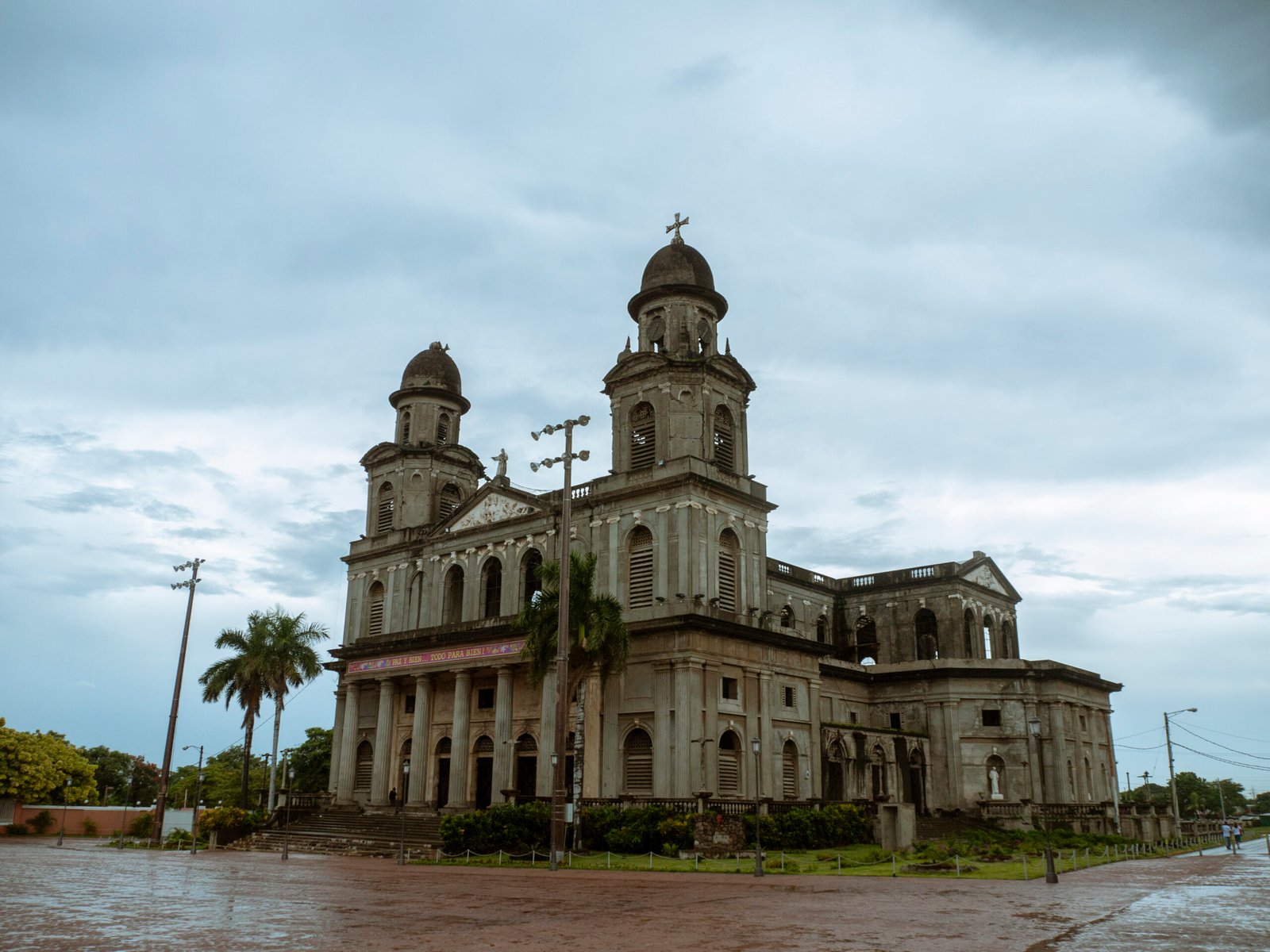 Antigua Catedral de Managua